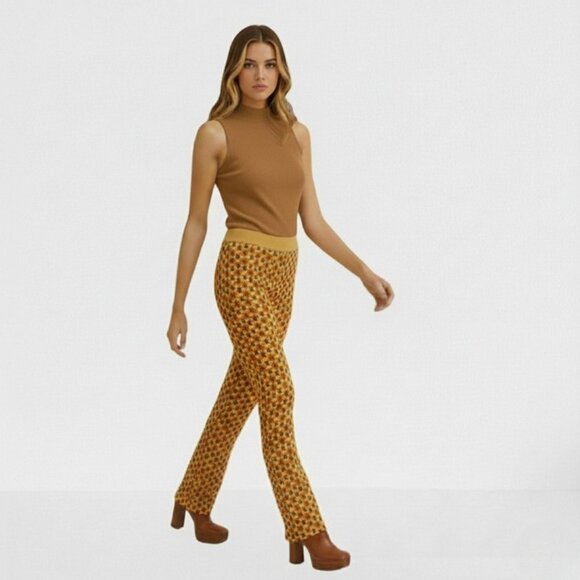 NWOT ZARA 70s Boho Hippie Knit High-Waist Flare Pants – Mustard Rust Geometric - Picture 3 of 16